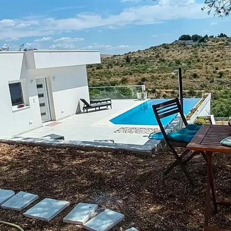 Panorama Villa *